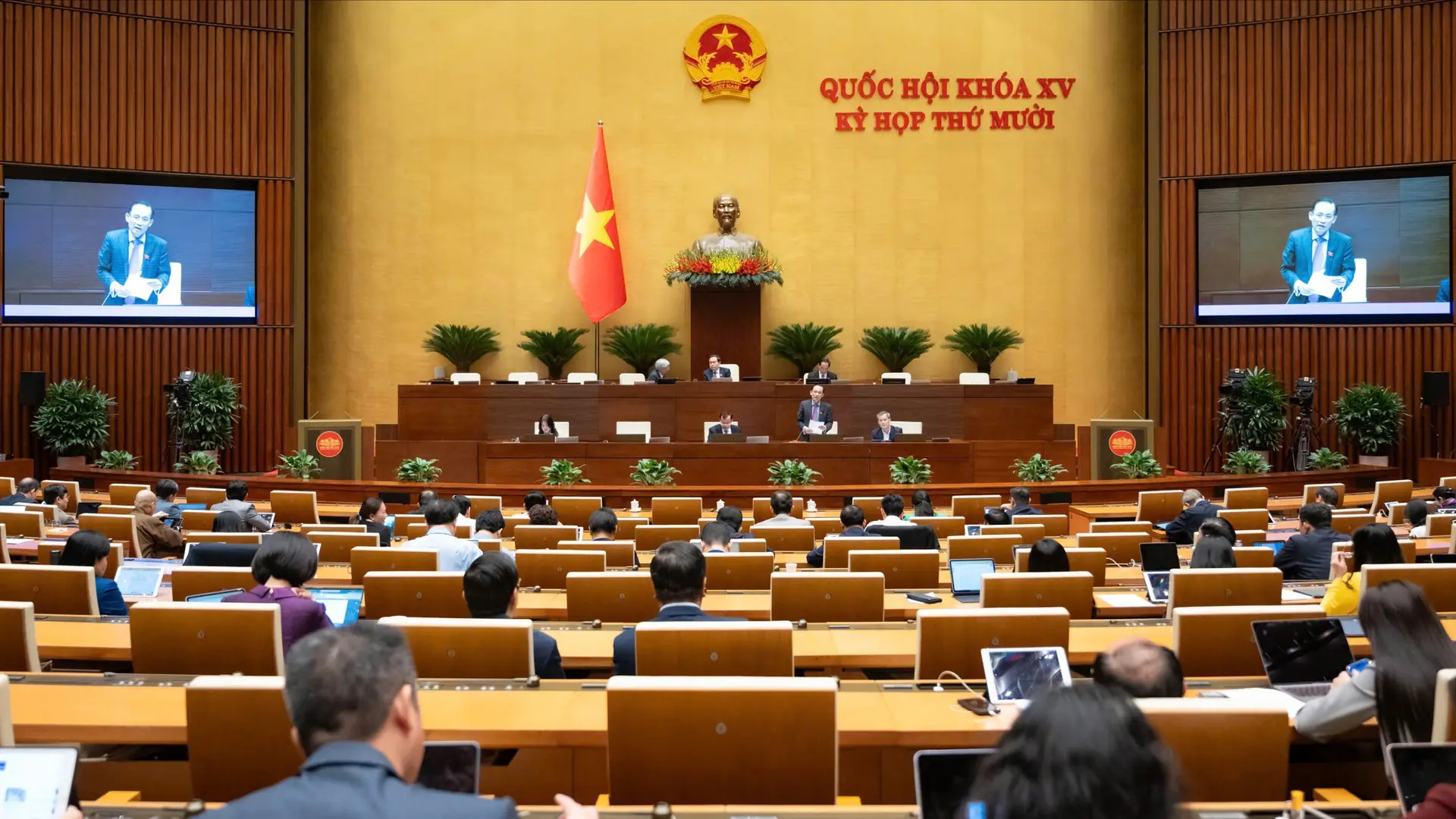 Cân nhắc lập văn phòng đại diện UBND cấp tỉnh tại nước ngoài